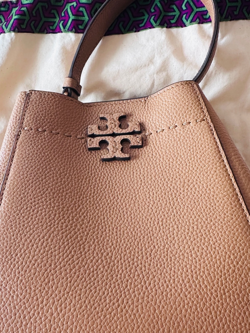 Tory Burch Pebbled Leather Bucket Bag in Tan